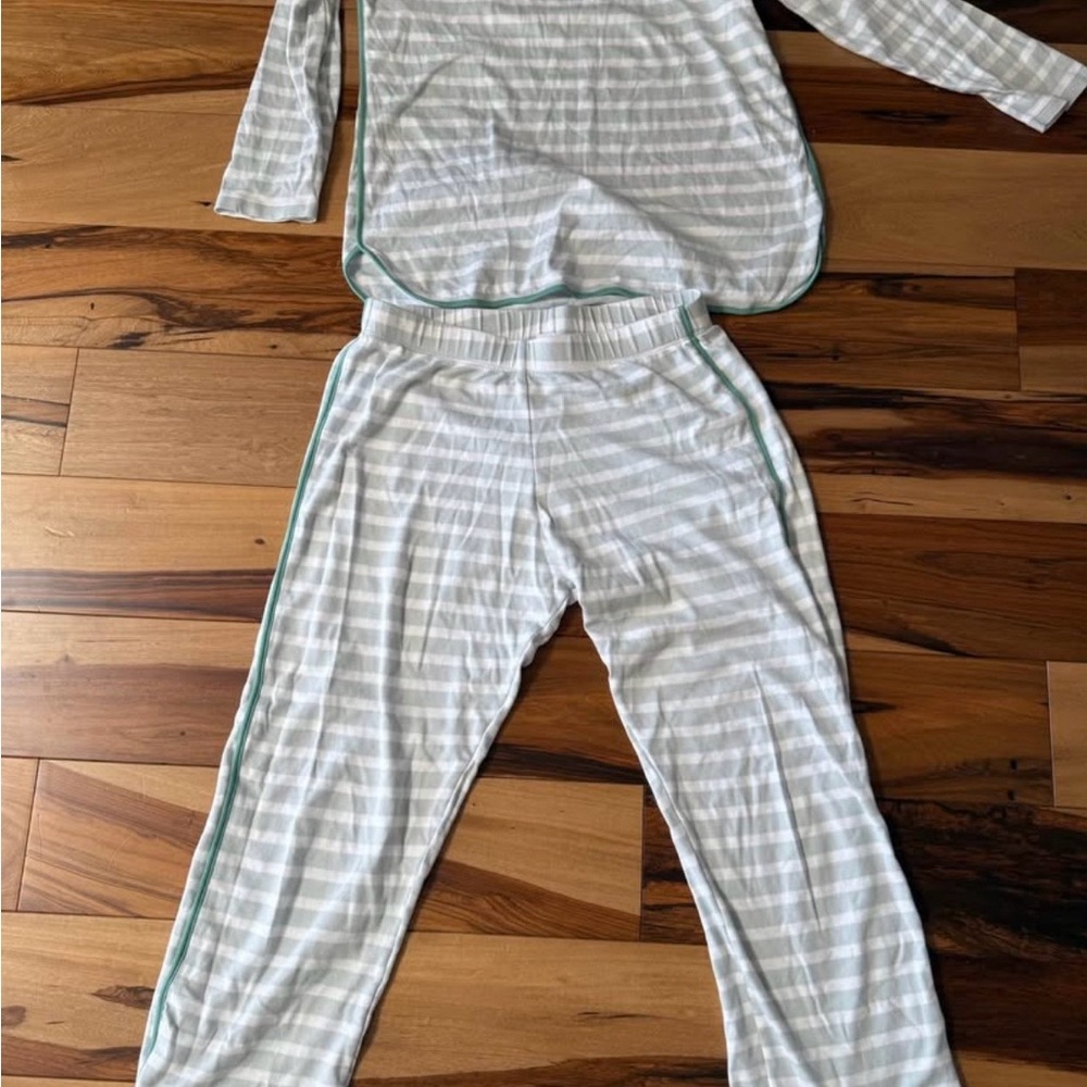LAKE Pajamas Women's Striped Pajama Set - White and Green Size Small